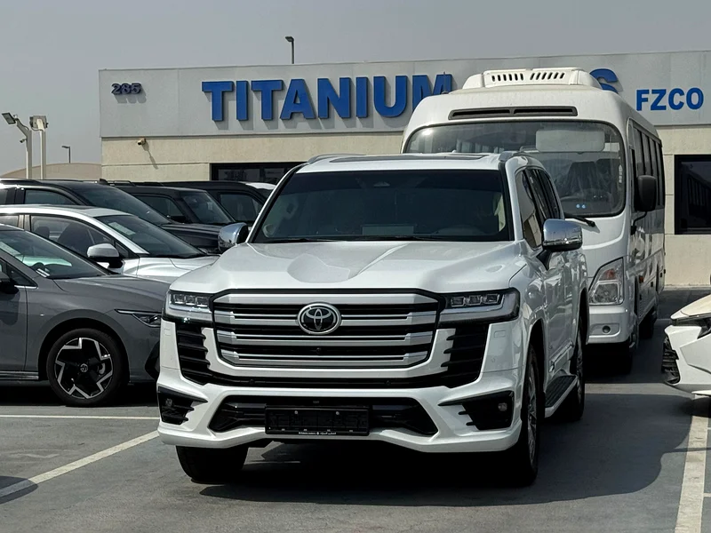 VXR 3.5L Petrol TT 2025 UAE Price @ 358,000 AED63613129667585111