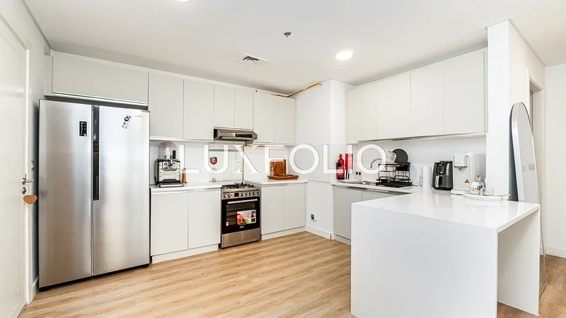 Upgraded | Vacant | Internal facing63926733926915114