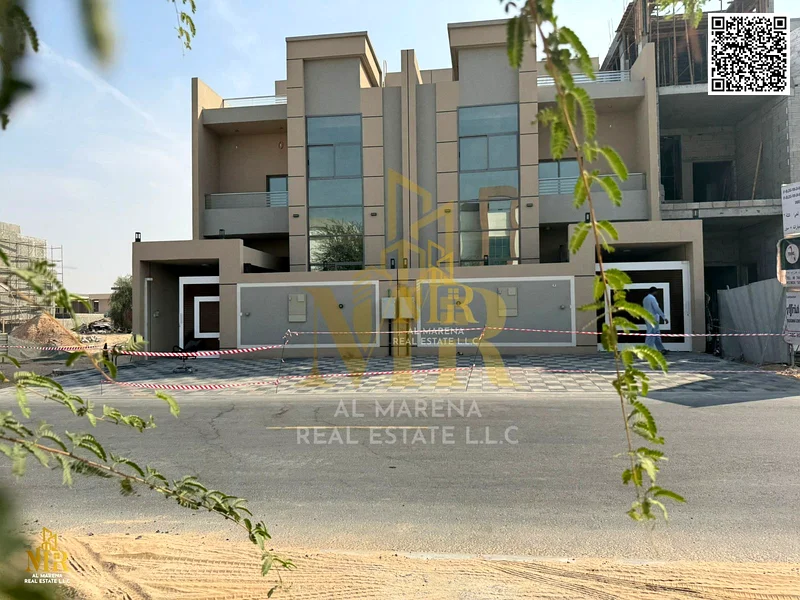 At a price inclusive of electricity, water and air conditioning, directly from the owner, personal finishing, super deluxe, freehold for all nationali63865336792835113
