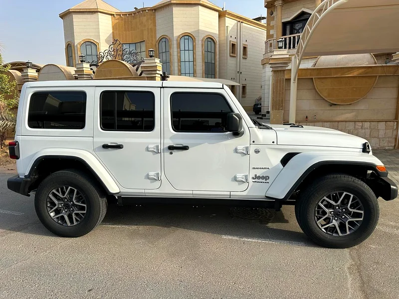 SAHARA V4 2.0T 8 GEAR GCC FREE SERVICE 60000 KM + 7 YEAR WARRANTY JEEP TRADING +ORIGINAL PAINT 100%63612070495745113