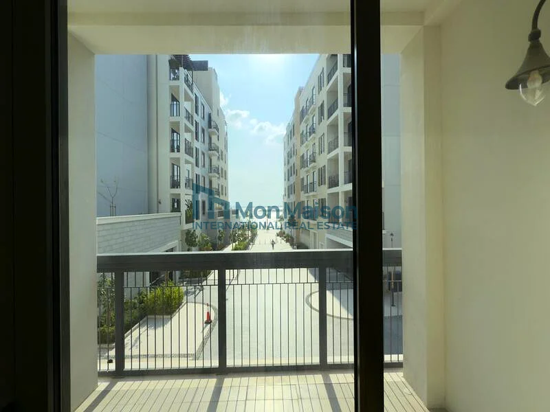 Multiple Options Available | Vacant | Marina View63808221933826111