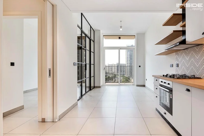 Vacant 1BR with Balcony | Pool and Gym Access63754035427331111