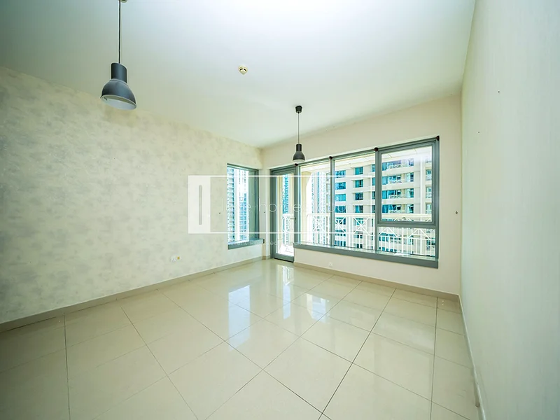 Spacious 2BR | Vacant | Ready to Move63771015752065112