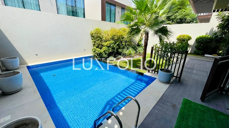 Vacant | Fully Furnished | Private Pool64014294279554111