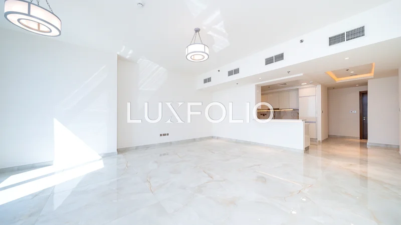 Sunset View | Newly Refurbished | Top floor63795041387907111
