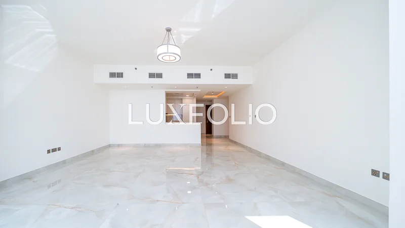 Sunset View | Newly Refurbished | Top floor63795041387907113