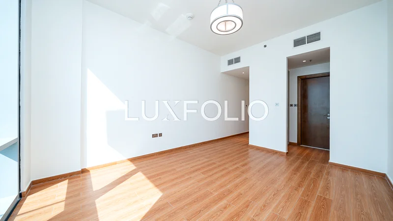 Sunset View | Newly Refurbished | Top floor63795041387907114