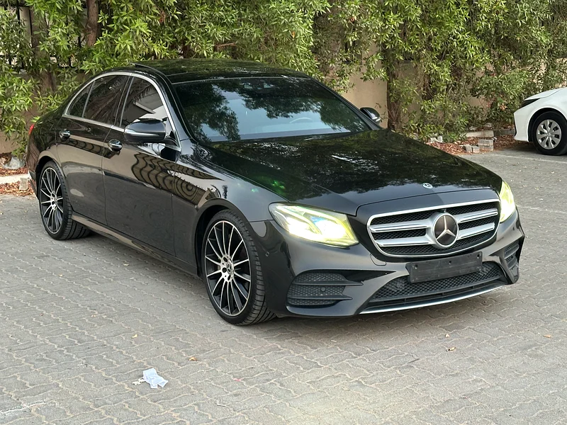 Mercedes-Benz E300 201863612088729603111