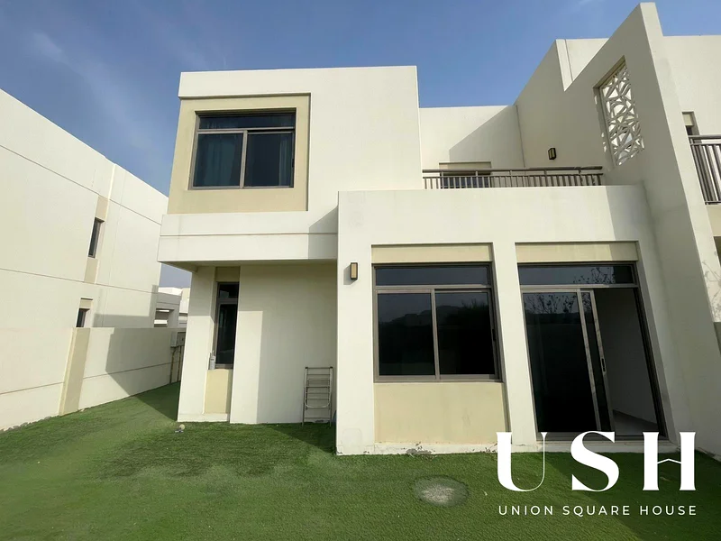 Exclusively 4 bedroom | Single row | vaccant63736715877121110