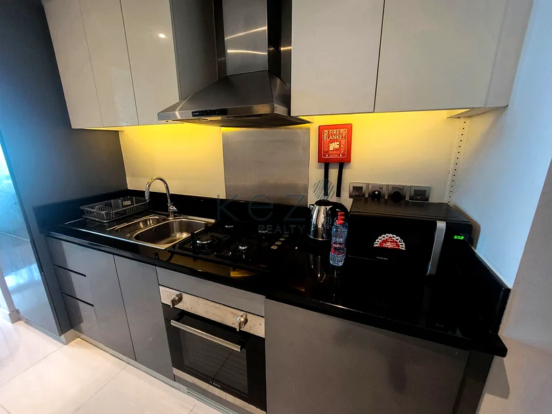 Vacant | canal view| convertible to 1 bed63795532483459113