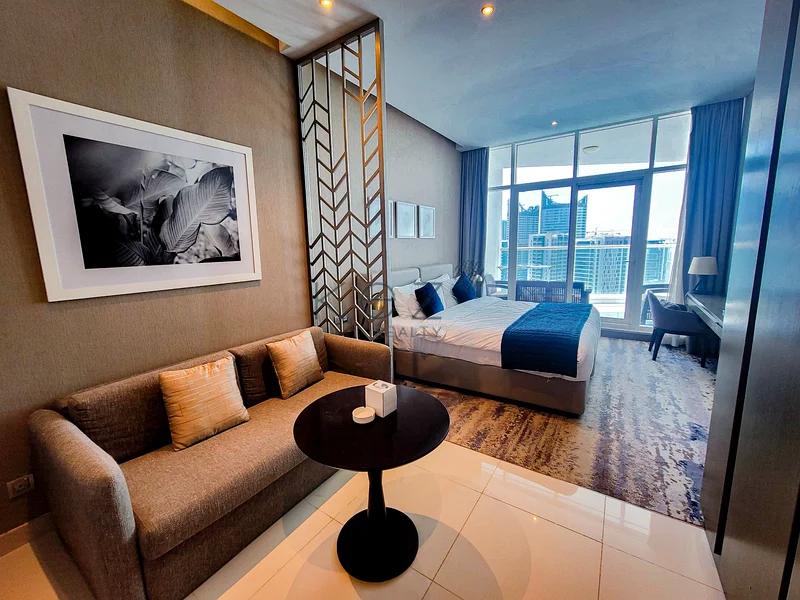Vacant | canal view| convertible to 1 bed63795532483459110