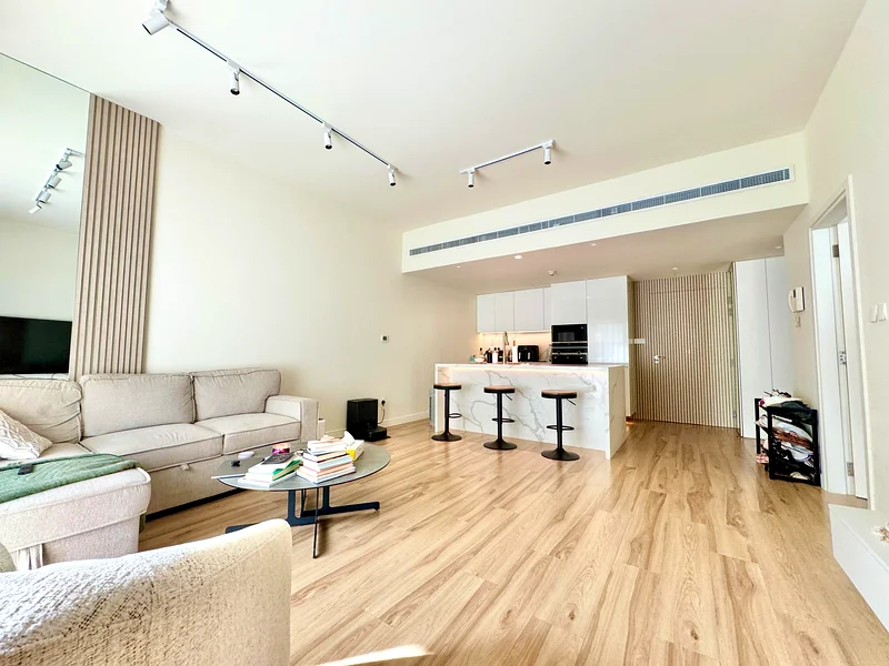 LUXURY UPGRADED | FURNISHED | GARDEN VIEW63809292800642114