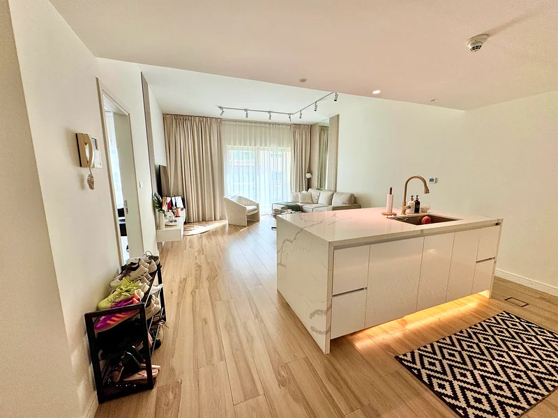 LUXURY UPGRADED | FURNISHED | GARDEN VIEW63809292800642111