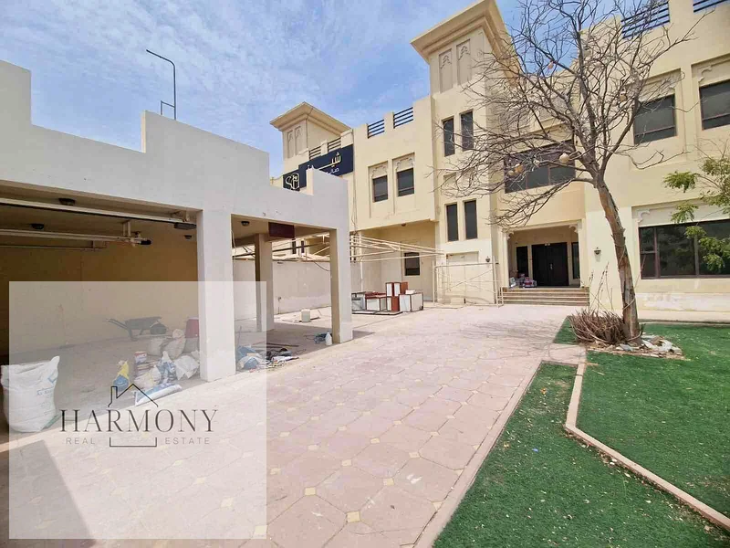 فيلا متعددة الأغراض | مطبخان وصالات | مسبح و majlis - سكني أو تجاري63813212705281112