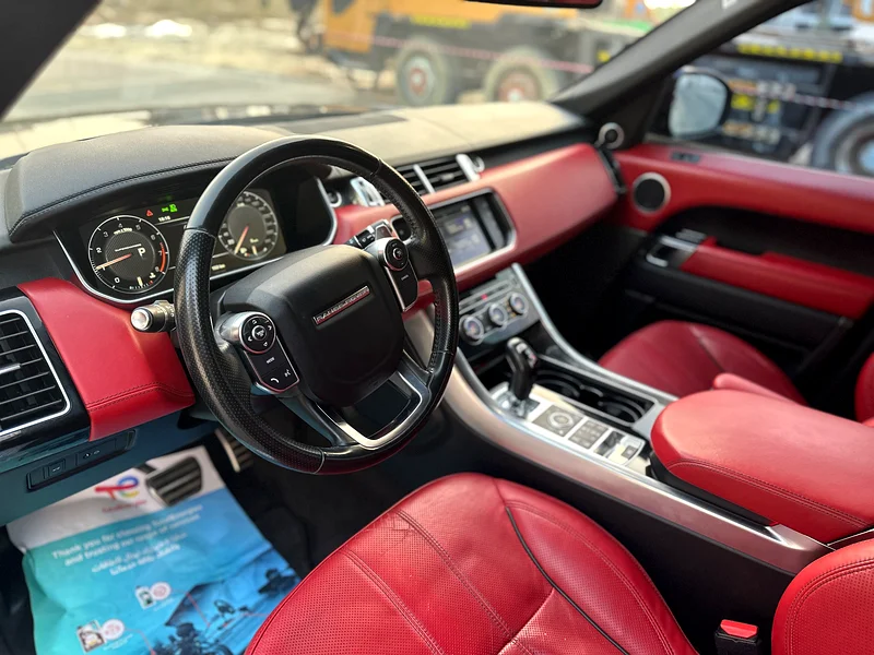 2016 / V8 / خيار كامل / جلد أحمر63612091274113113