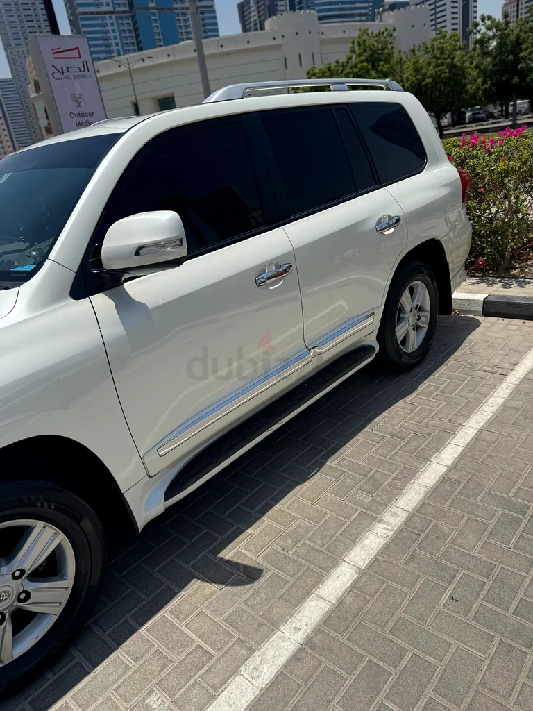 Dubai Diera63699052819074114