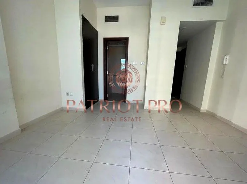 LOW PRICE | NEAT AND CLEAN | PARKING INCLUDED63734347324161111