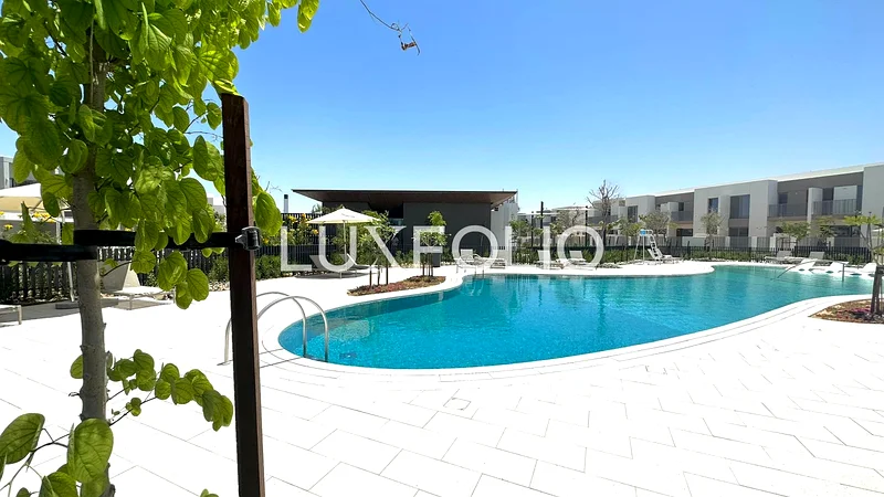 Prime Location | Vacant | View Today63930282631170111