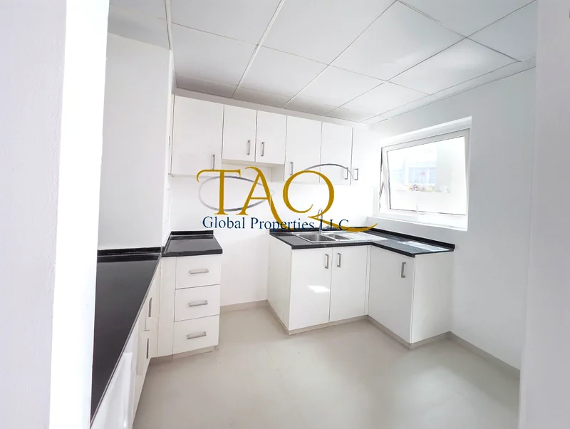 PRIME LOCATION | 3 BEDROOM TOWNHOUSE | PARK &  POOL FACING | READY T MOVE IN |64003011250691114