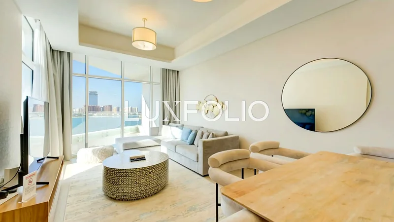 Stylish | Spacious | Sea View | Short Term Option63654982362755113