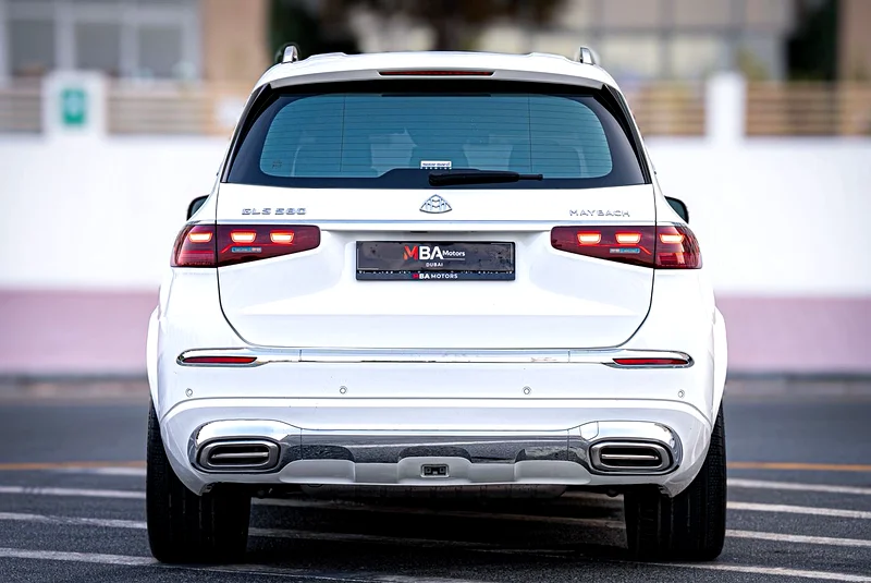 طقم مايباخ 2024 مرسيدس بنز GLS580 | 3000 كم63613462936065111