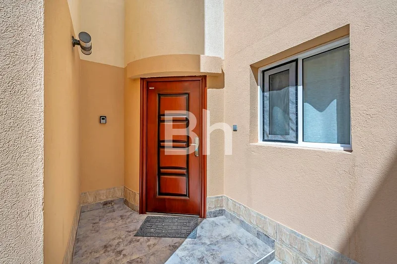 Upgraded | Vacant | Opposite Pool and Park63654978734210111