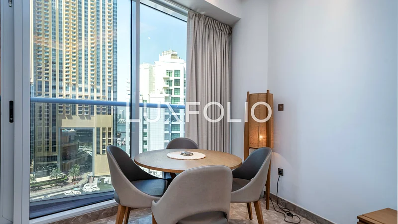 Bills Included | High Floor | 1st October63774419570434114