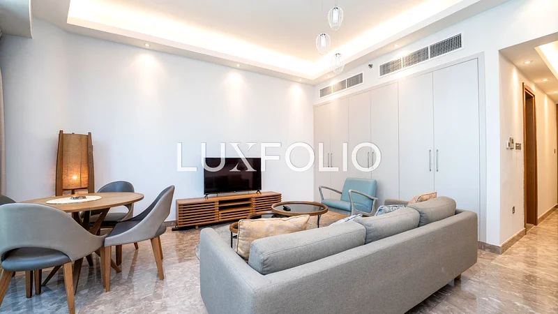 Bills Included | High Floor | 1st October63774419570434113