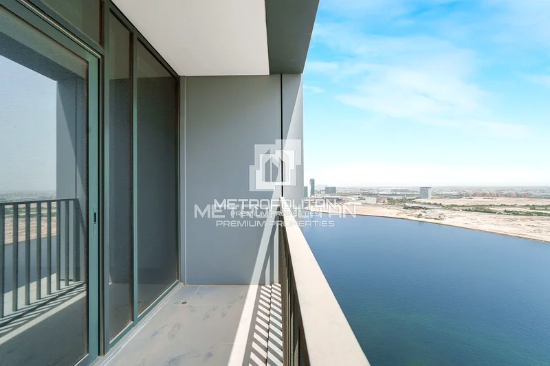 Stylish 1 Bed | Prime Location | Full Sea View64026024160641114