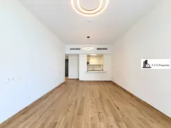 Luxury Apartment | Huge Balcony | Kitchen Appliance |