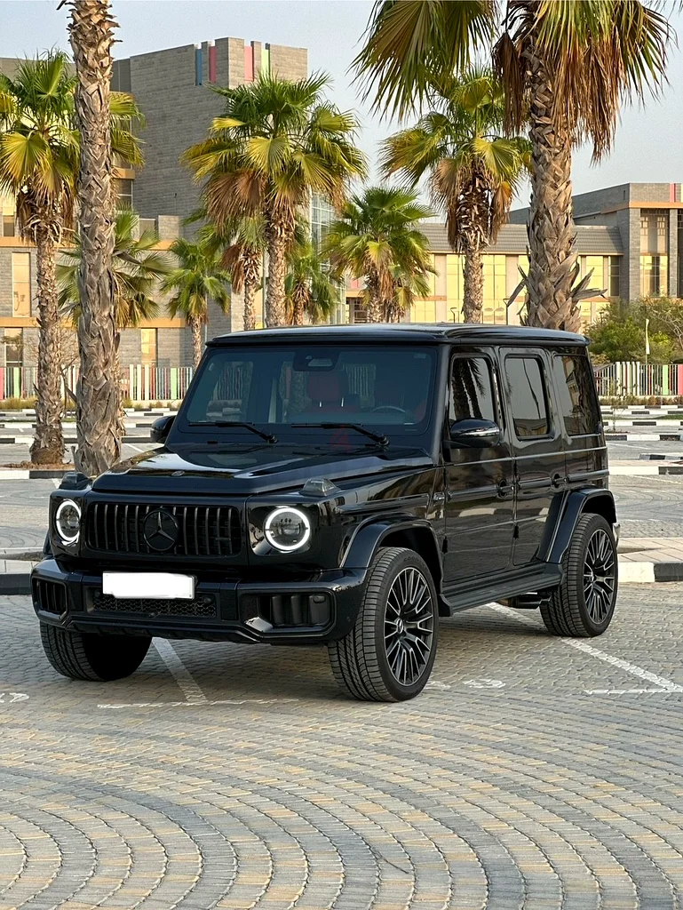 G63 AMG مع حزمة اللون الداكن المزدوجة، شاملة الضمان وعقد الخدمة63613985474945111