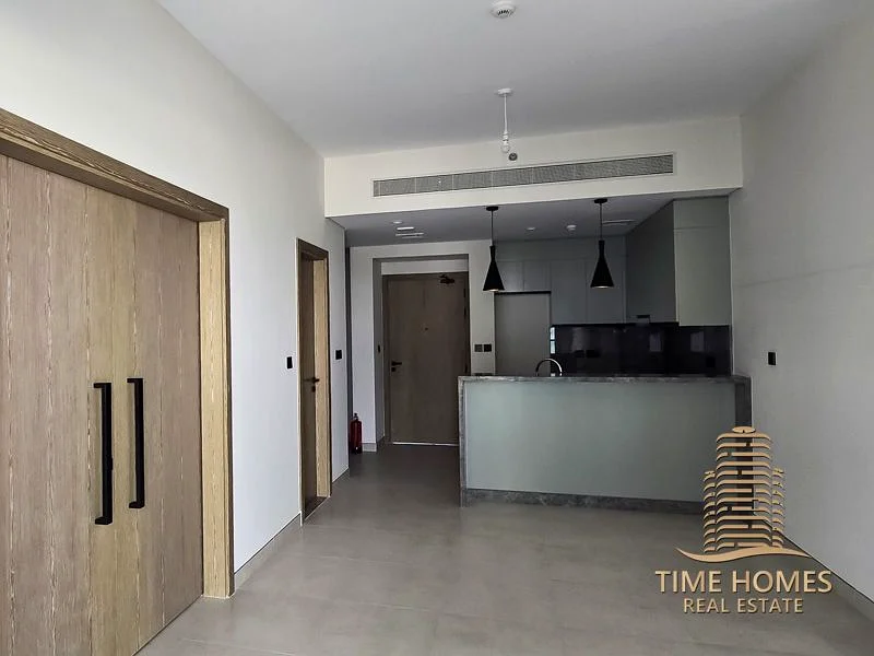 شاغرة | مفروشة جزئيًا | إطلالة على الجولف63738668379522111