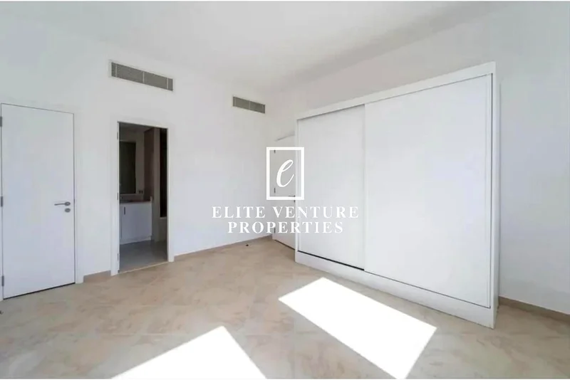 SPACIOUS | HUGE LAYOUT | PRIME LOCATION63982447857155113