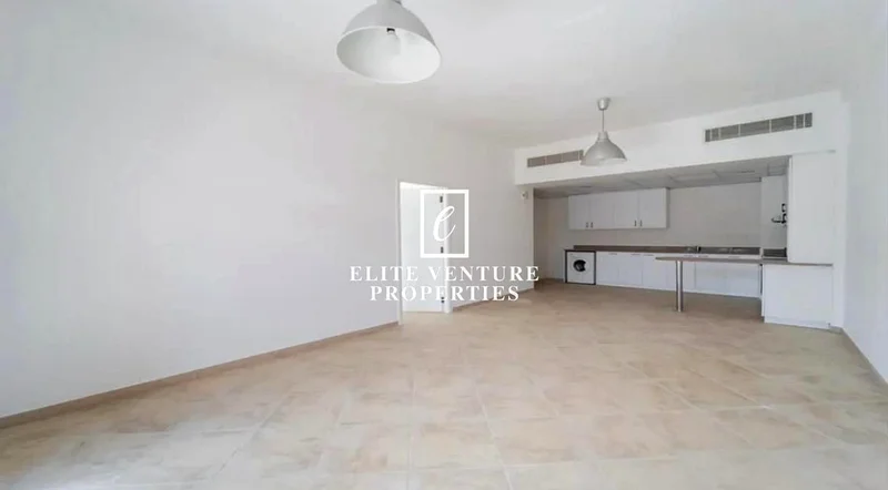 SPACIOUS | HUGE LAYOUT | PRIME LOCATION63982447857155110