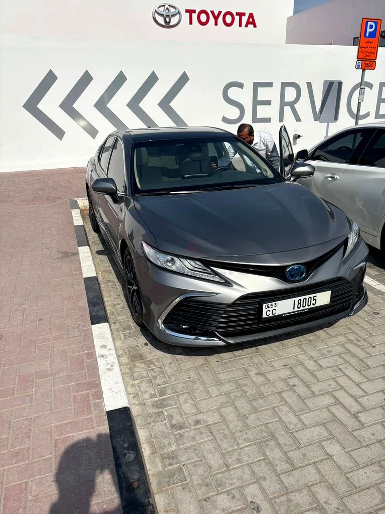 2023 Toyota Camry Hybrid - Full Service History63699050261762110