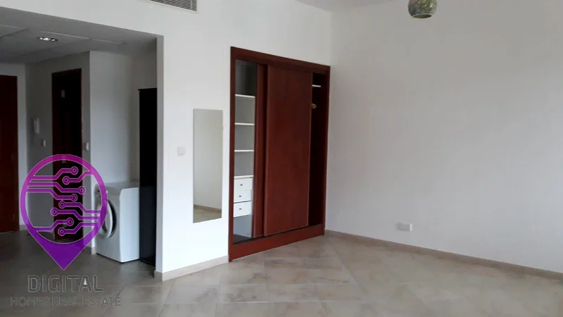 منظر الفناء-شرفة كبيرة-واسعة-مؤجرة63982323778947114