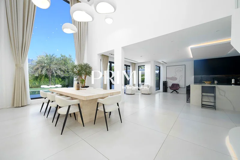 Skyline Views | Upgraded | Plot 13,800 sqft63918088003586112