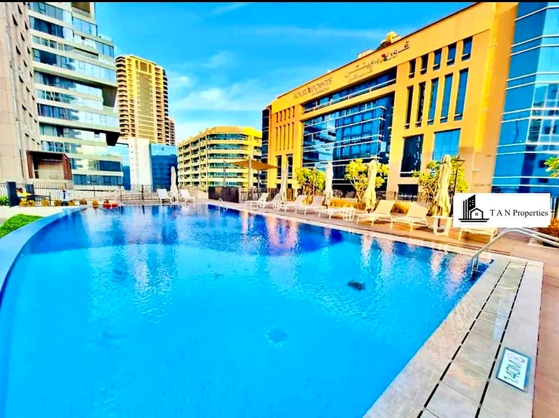 شقة فاخرة بـ 3 غرف نوم + غرفة خادمة | الطابق العلوي | مع أجهزة مطبخ63767557276290110