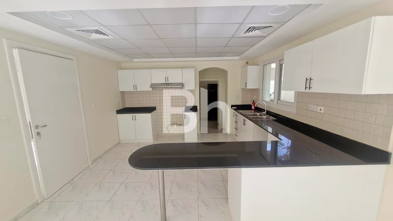 Direct Lake View | Spacious 4BR And Maid | Meadow63726113914242112