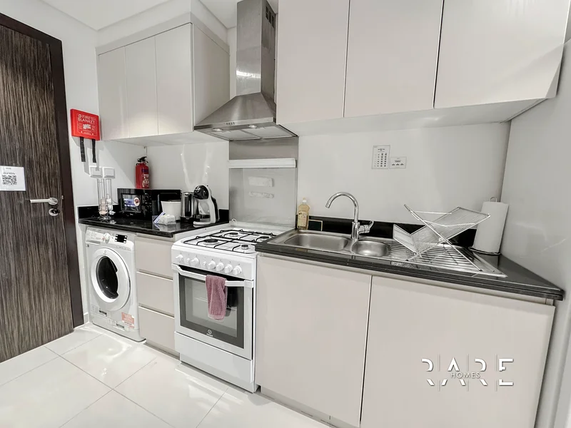 Vacant | Spacious Studio on Top Floor | Full Golf Course View63738763603202113