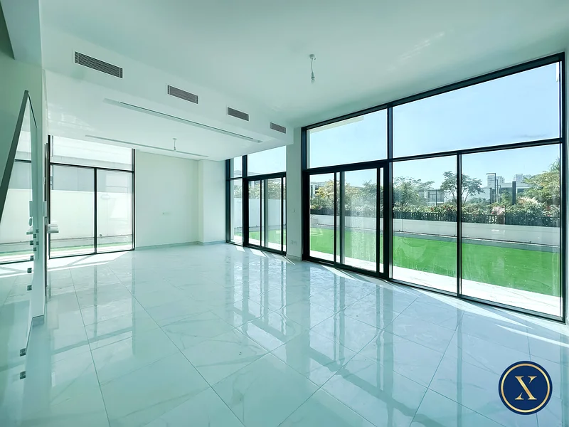 Stunning Villa | Backing Park | Type A63763279831683111