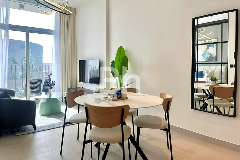 Next To Mall | Furnished And Upgraded | High ROI64044550187137111