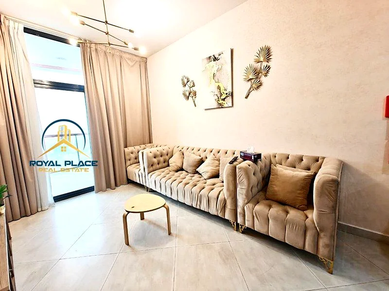 مزيج أنيق من العمارة والراحة وعرض المدينة63740102579330112