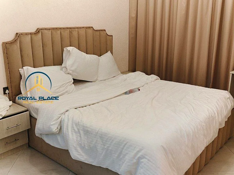 مزيج أنيق من العمارة والراحة وعرض المدينة63740102579330111