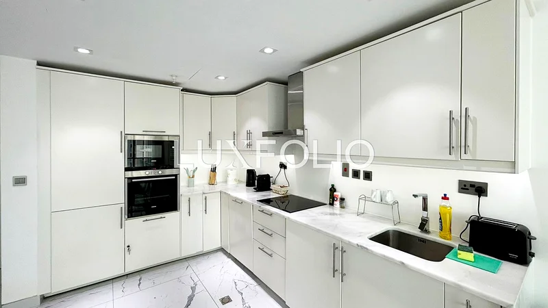 FULLY UPGRADED | VACANT | MARINA VIEW64036623802371114