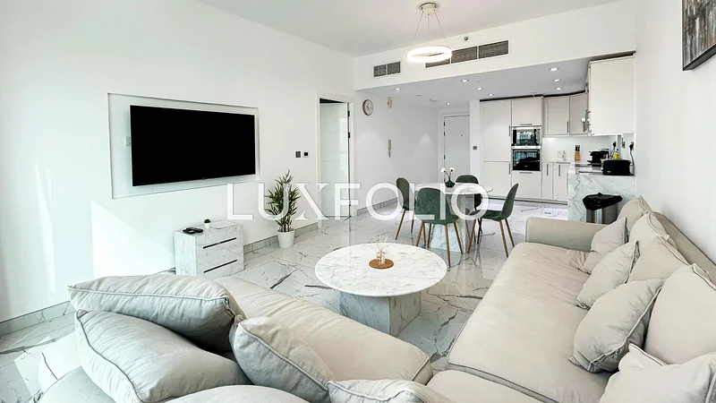 FULLY UPGRADED | VACANT | MARINA VIEW64036623802371112