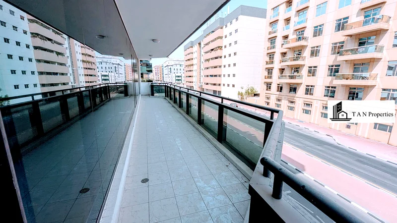 3 BHK + MAIDS ROOM | 0 % Commission | Huge size layout | Modern finishing63767946271105113