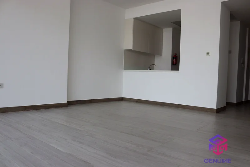 Vacant | Bright Unit | Open-Corner View63781309613058111