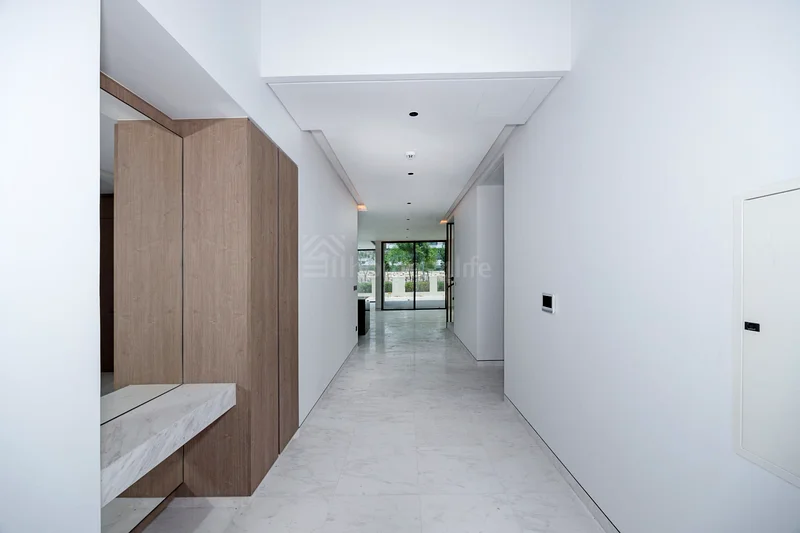 MASSIVE PLOT | BRAND NEW | VACANT63735490840194111
