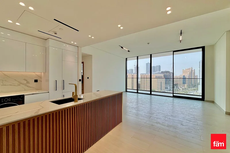 Exclusive Unit | Spacious Layout & 2 Parking63784938588803111